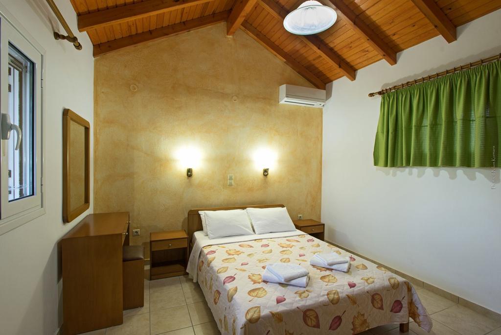 Residence Vista Del Mare Acharavi  Buitenkant foto